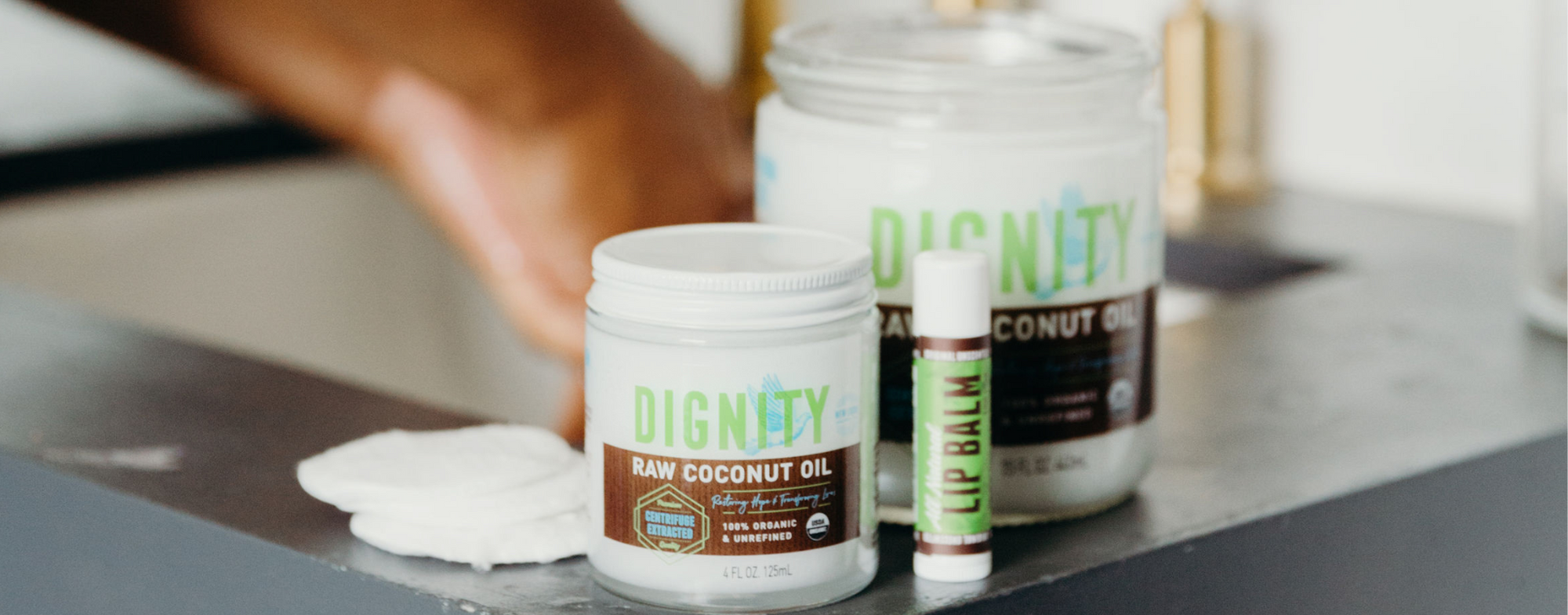3 Ways to Use Coconut Oil As A Couple