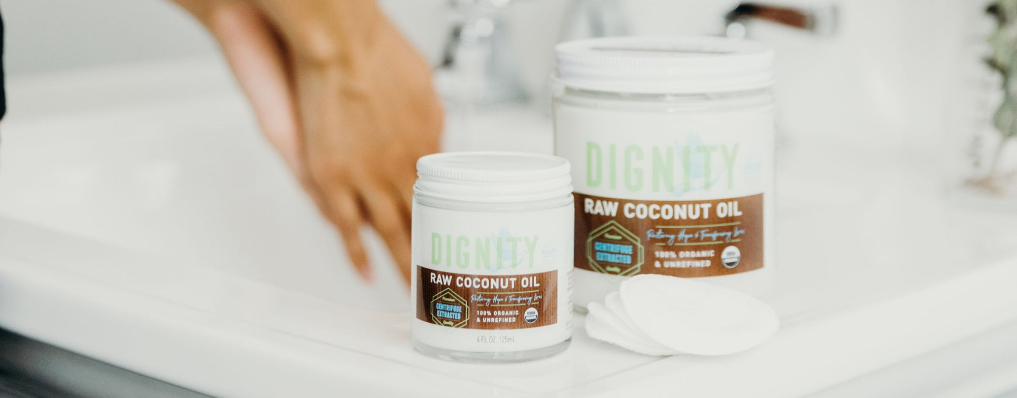 Coconut Oil is the NEW Makeup Remover